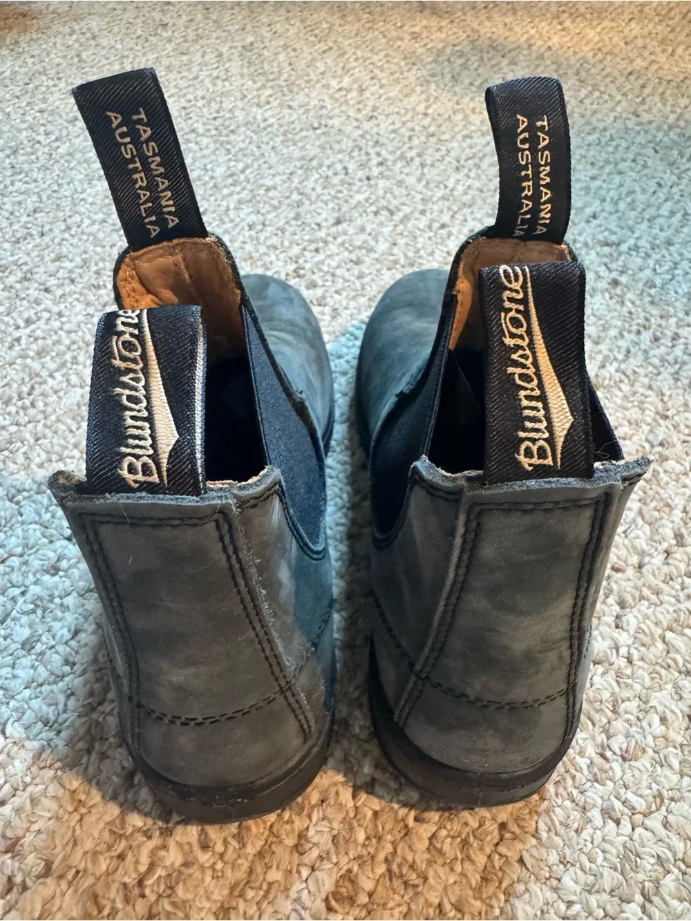 Blundstone size 5 (women’s 6.5)